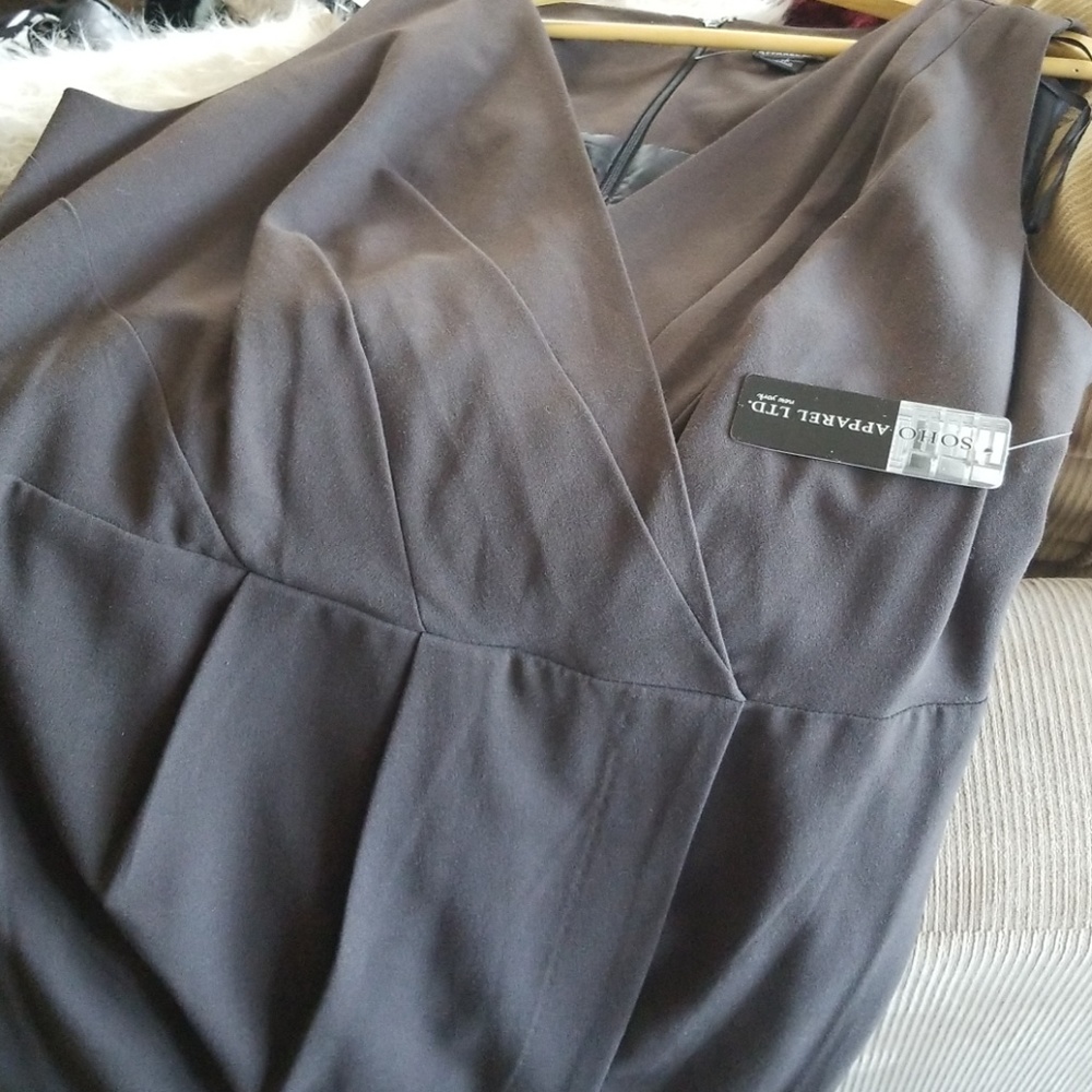Dress - Picture 2 of 2